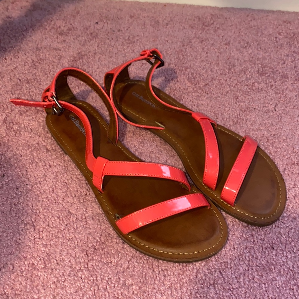 NWOT BASS Summer Sandals